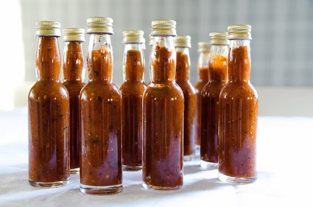 Chipotlesås på egenrökta och egenodlade chili från Takfarmen