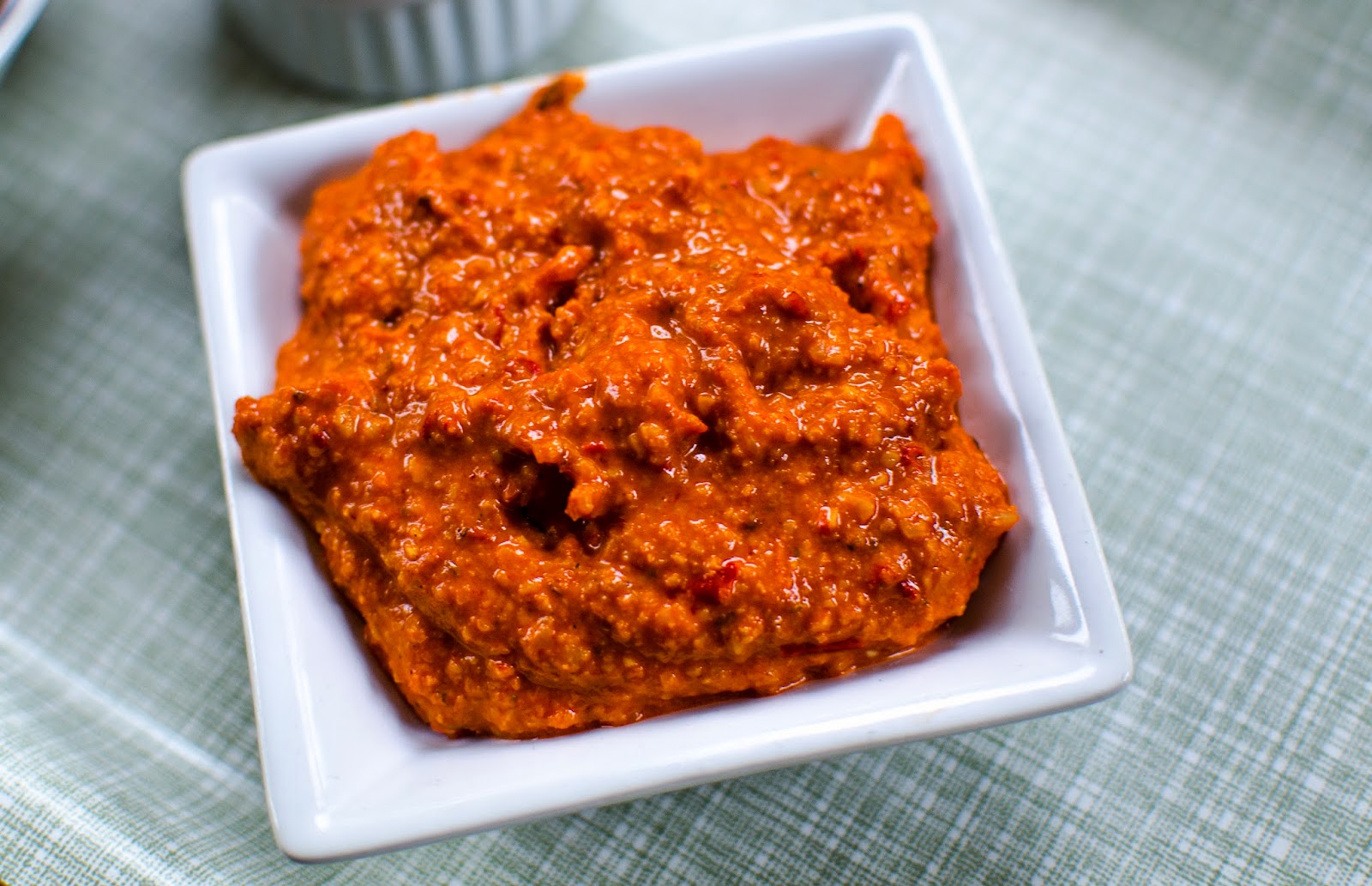 Muhammara- paprikaröra med valnötter