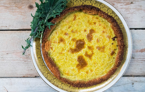 Pestopaj med mandelmjöl och sesam