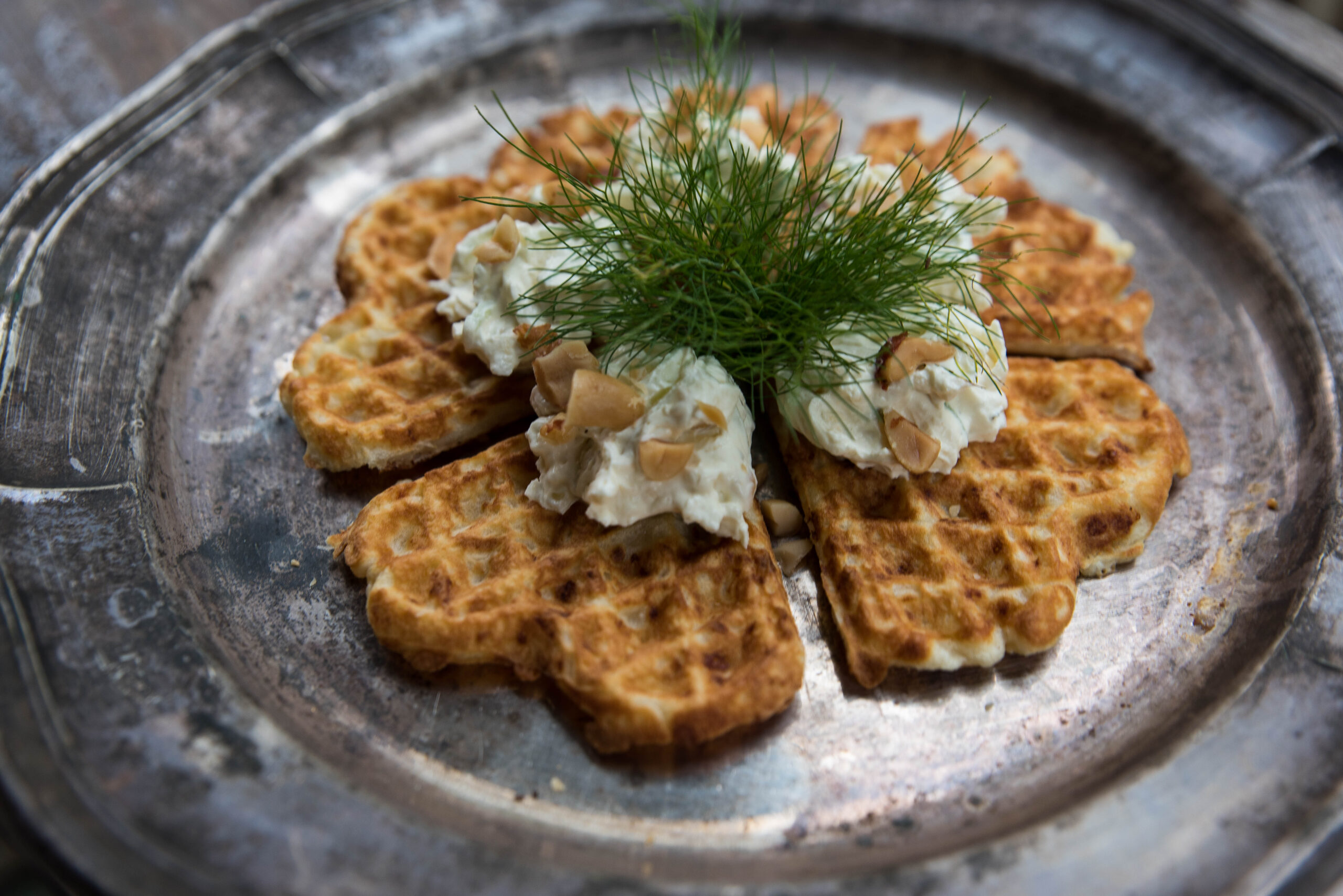 Halloumivåfflor med fänkålsröra