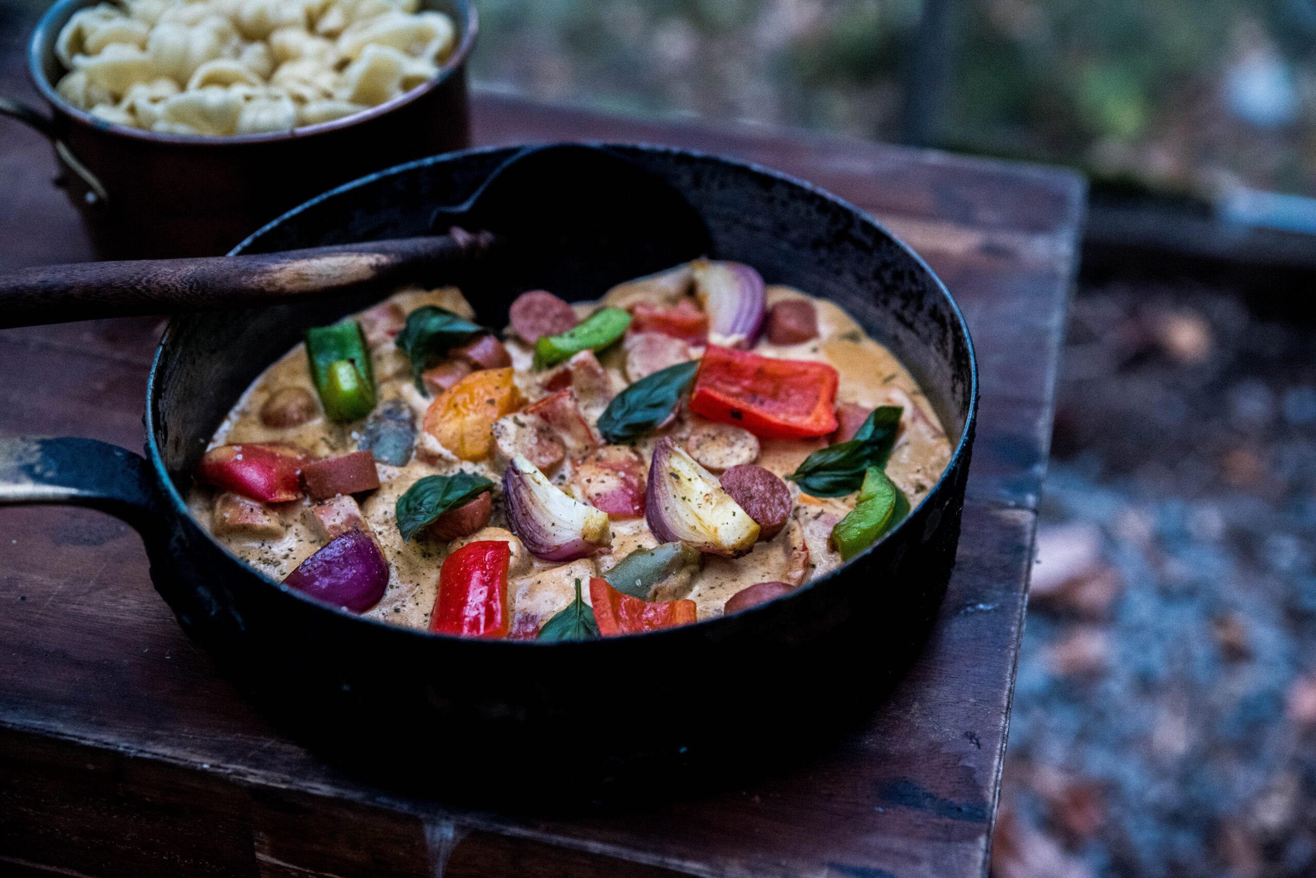 Korvgryta med grönsaker