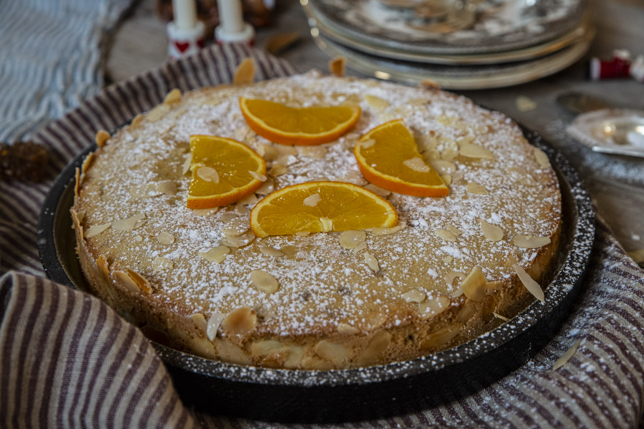 Julrecept – Mandelkaka med apelsin och marsalavin