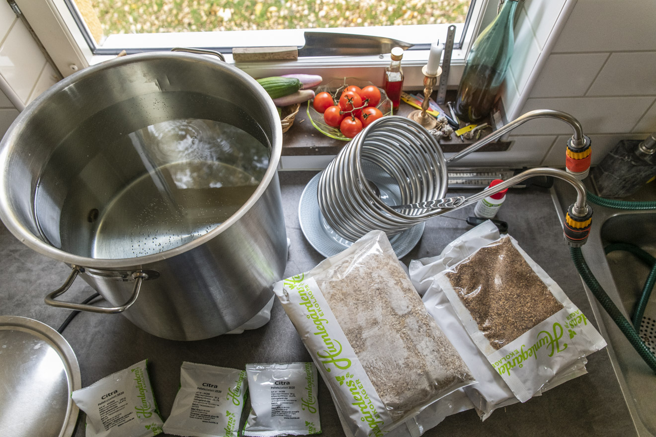 Farbror Grön brygger öl – uppstarten