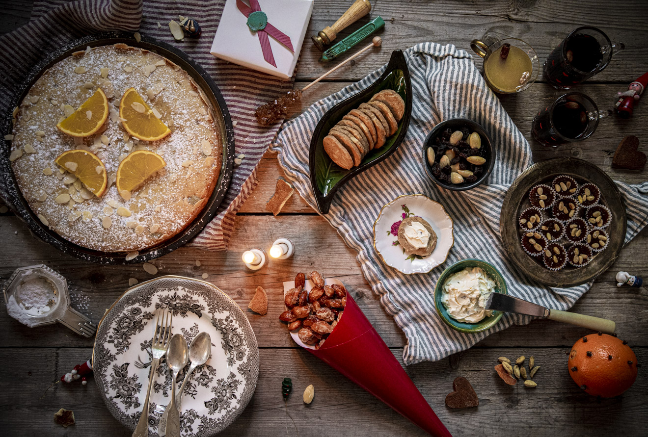 Julrecept – Skurna pepparkakor med ädelostcremé