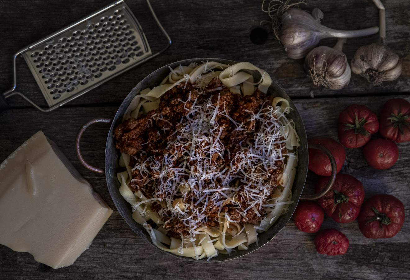 Vår mustiga vegofärssås till pasta